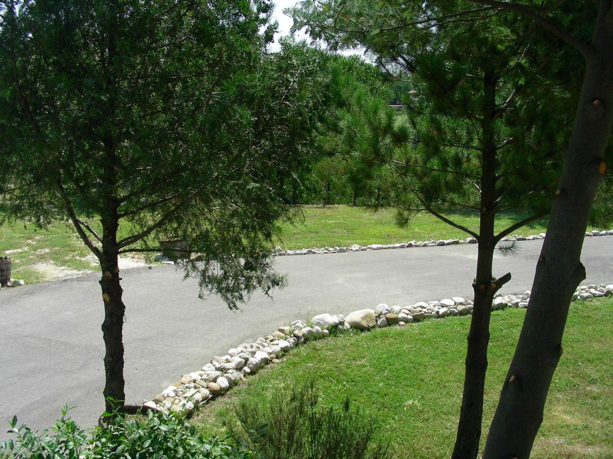 Hotel D.G. Garden Benevento Luaran gambar